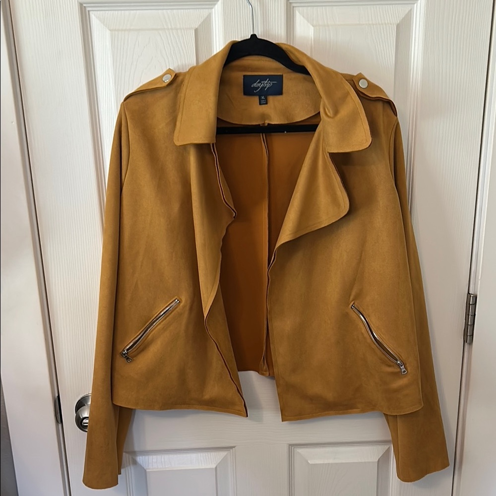Daytrip Women's Mustard Jacket